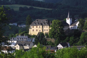 Romantik Schloßhotel Kurfürstliches Amtshaus Dauner Burg